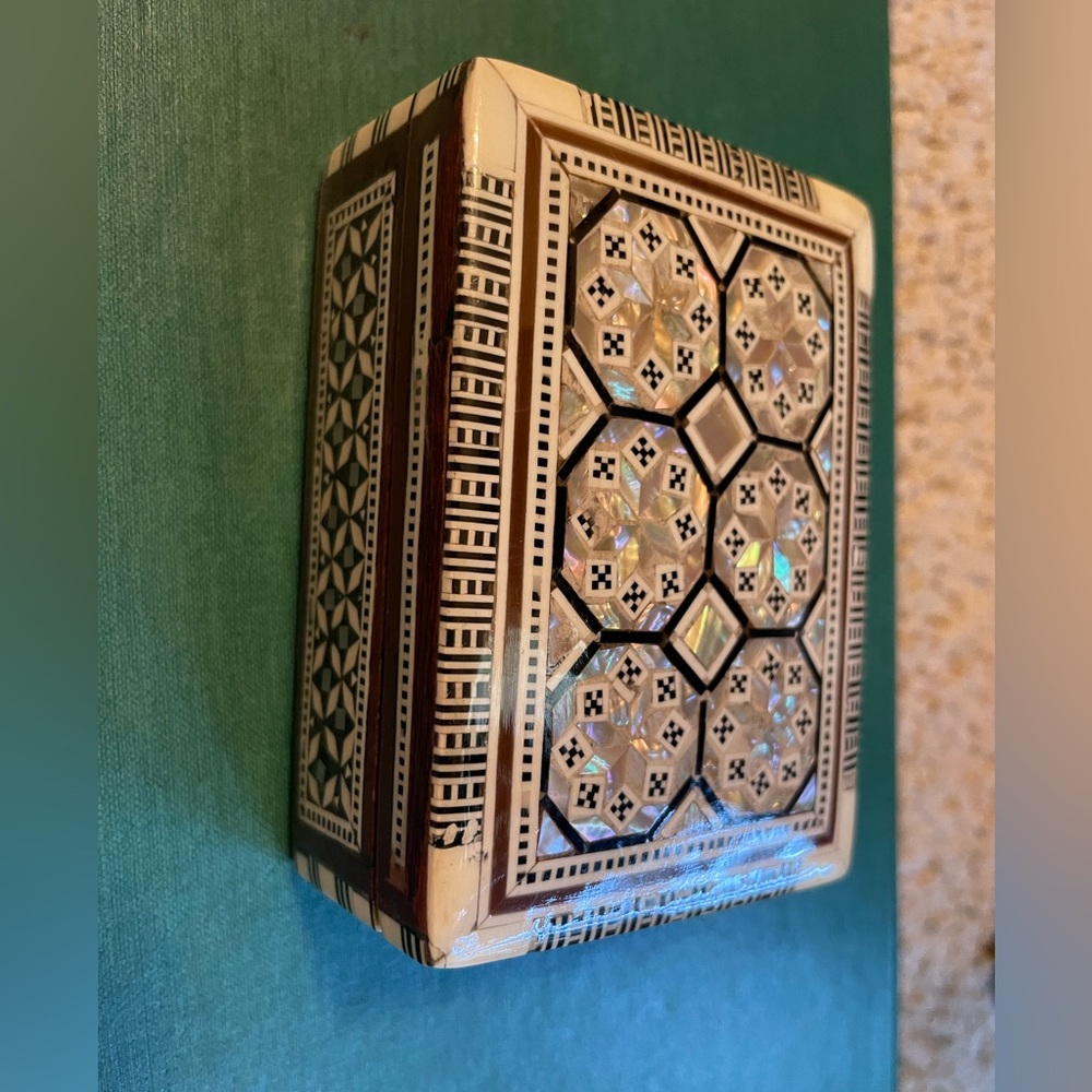 Egyptian trinket box